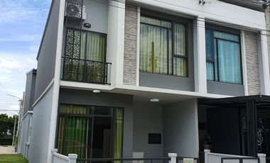Продажа 3 спальни таунхаус в Bang Yai, Нонтабури