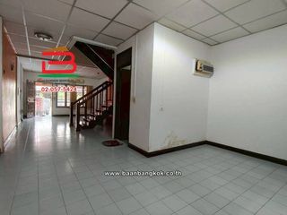 For rent 2 ベッドルーム townhouse in Sai Mai, Bangkok