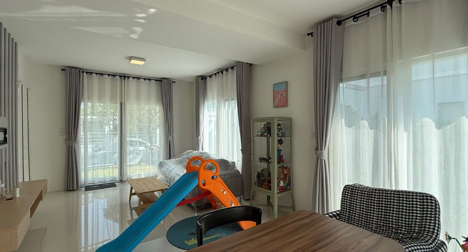 Casa en venta de 3 habitaciones en Bang Bo, Samut Prakan