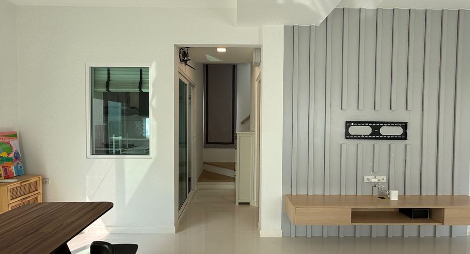 Casa en venta de 3 habitaciones en Bang Bo, Samut Prakan
