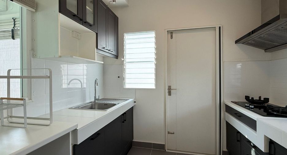 Casa en venta de 3 habitaciones en Bang Bo, Samut Prakan