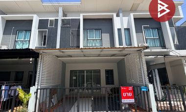 For sale 3 bedrooms townhouse in Mueang Chon Buri, Chonburi