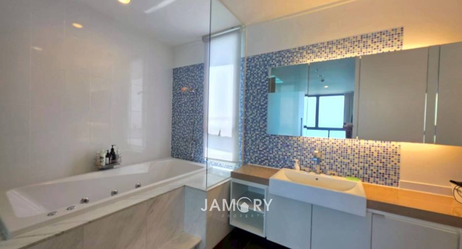 For sale 2 bedrooms condo in Bang Lamung, Chonburi