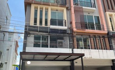 ขาย 3 ห้องนอน ทาวน์เฮ้าส์ ใน ลาดกระบัง, กรุงเทพฯ