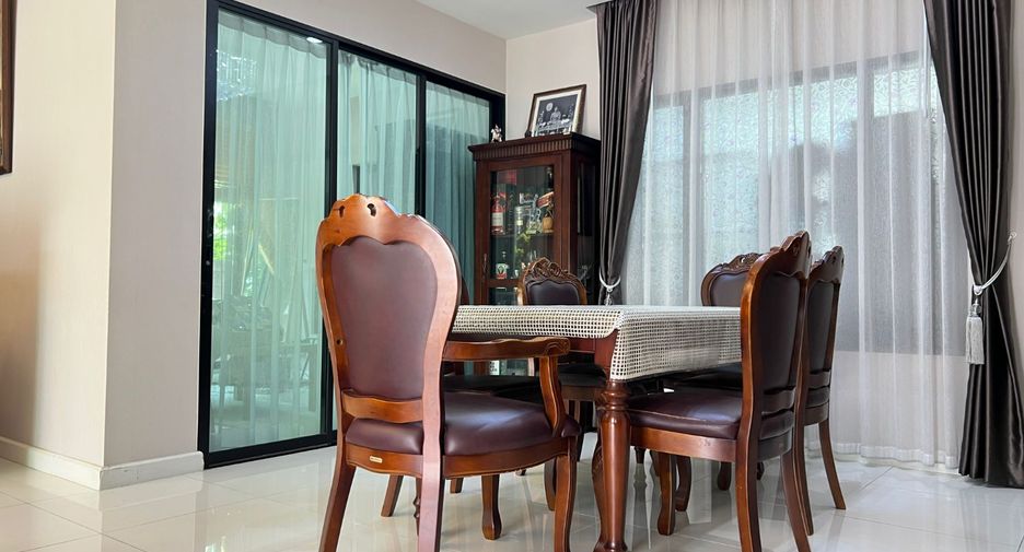 For sale 4 bedrooms house in Pak Kret, Nonthaburi