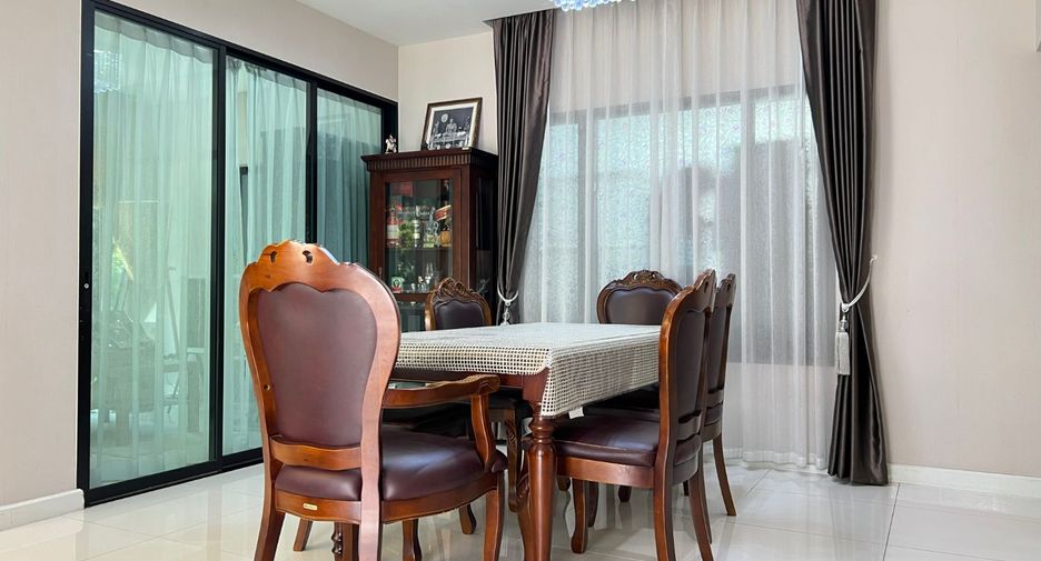 For sale 4 bedrooms house in Pak Kret, Nonthaburi
