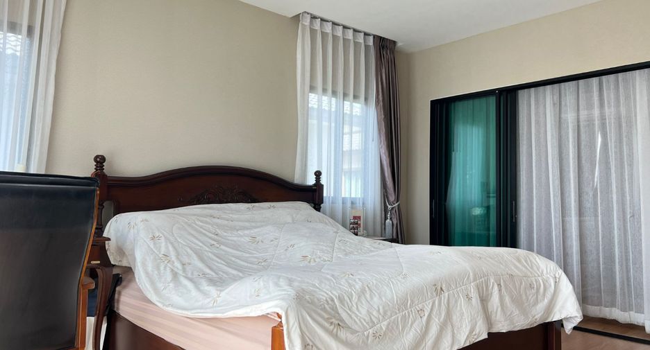 For sale 4 bedrooms house in Pak Kret, Nonthaburi