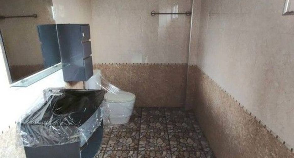 Продажа 1 кровать дом в Ban Bueng, Чонбури