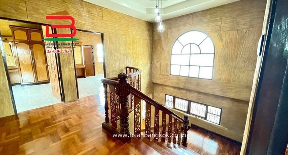 For sale 5 bedrooms house in Thanyaburi, Pathum Thani