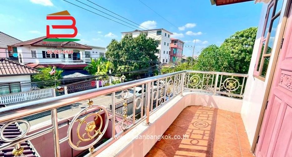 For sale 5 bedrooms house in Thanyaburi, Pathum Thani