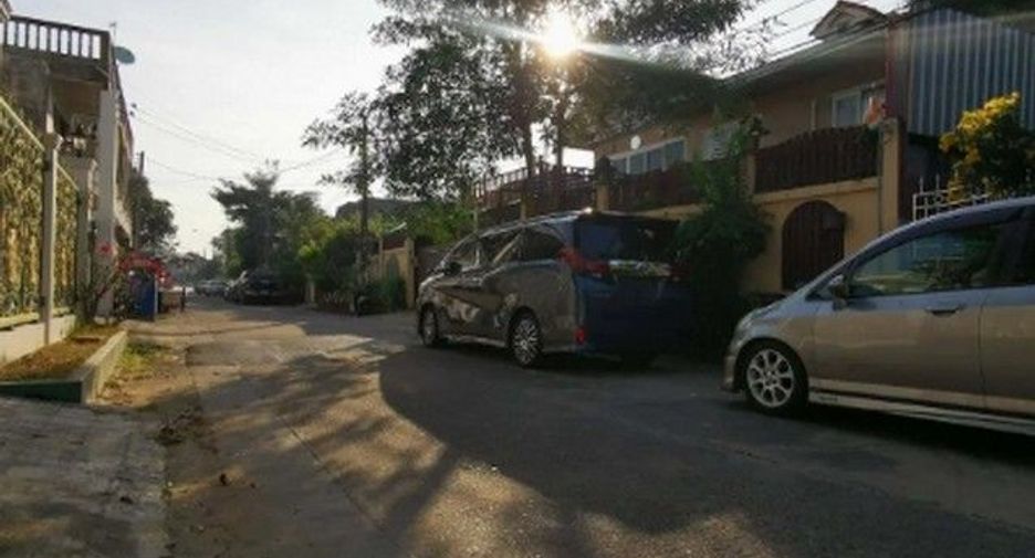 For sale 1 bed house in Taling Chan, Bangkok