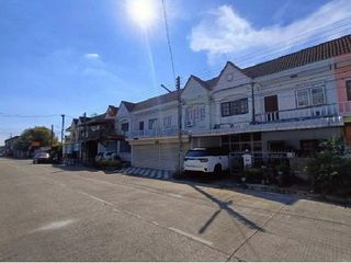 For sale 1 Beds townhouse in Mueang Phetchabun, Phetchabun