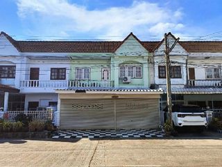 For sale 1 Beds townhouse in Mueang Phetchabun, Phetchabun