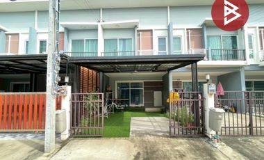 À vendre 3 chambres maison de ville à Nong Khaem, Bangkok