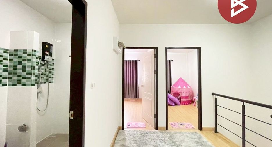 Reihenhaus zum Kauf mit 3 Zimmer in Nong Khaem, Bangkok