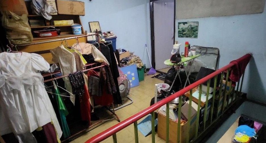 For sale 3 bedrooms retail Space in Yan Nawa, Bangkok