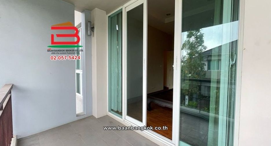 For sale 3 bedrooms house in Phasi Charoen, Bangkok
