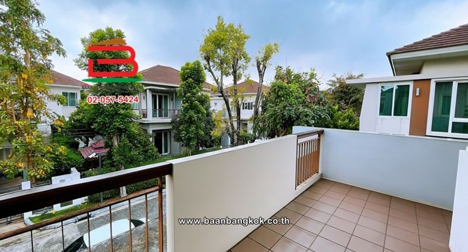 For sale 3 bedrooms house in Phasi Charoen, Bangkok