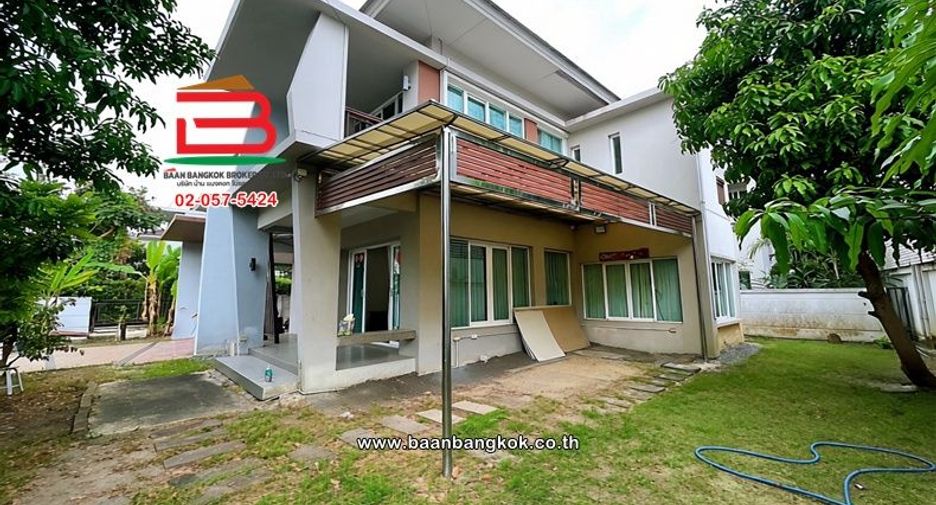 For sale 3 bedrooms house in Phasi Charoen, Bangkok