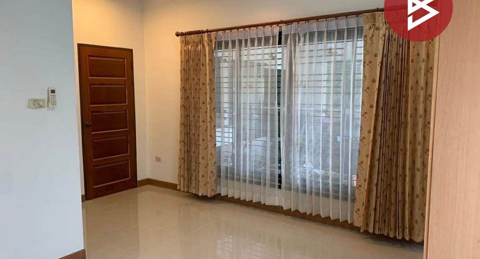 Casa en venta de 2 habitaciones en Phan Thong, Chonburi