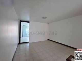 For rent 2 bedrooms retail Space in Khlong Sam Wa, Bangkok