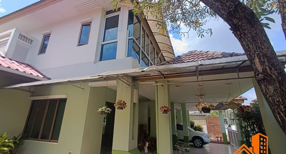 For sale 3 bedrooms house in Mueang Nonthaburi, Nonthaburi