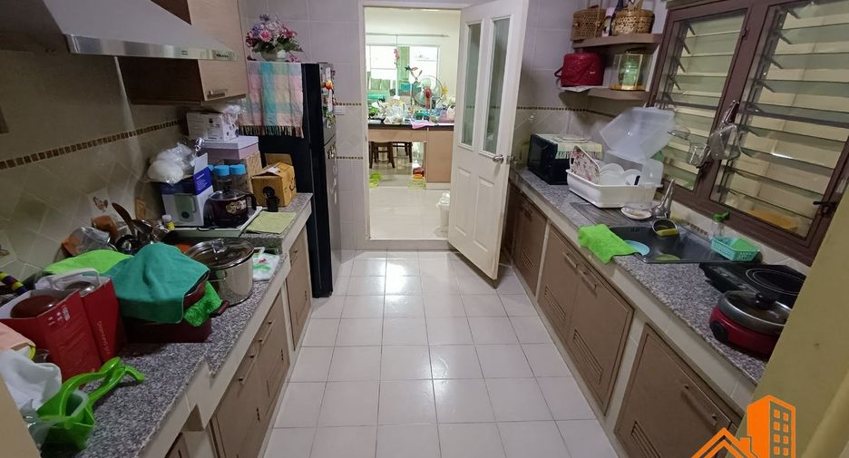For sale 3 bedrooms house in Mueang Nonthaburi, Nonthaburi