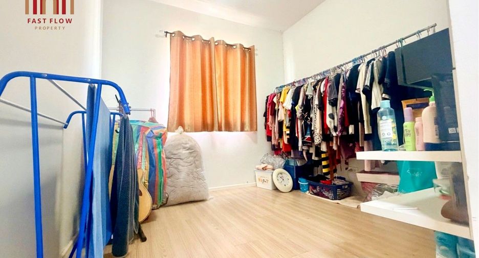 For sale 3 bedrooms townhouse in Mueang Nonthaburi, Nonthaburi