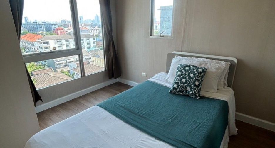For sale 2 bedrooms condo in Huai Khwang, Bangkok