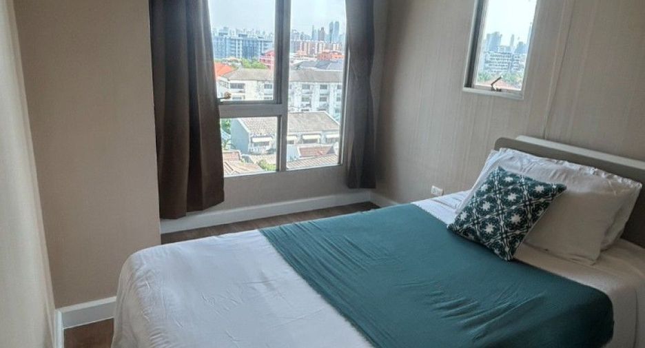 For sale 2 bedrooms condo in Huai Khwang, Bangkok