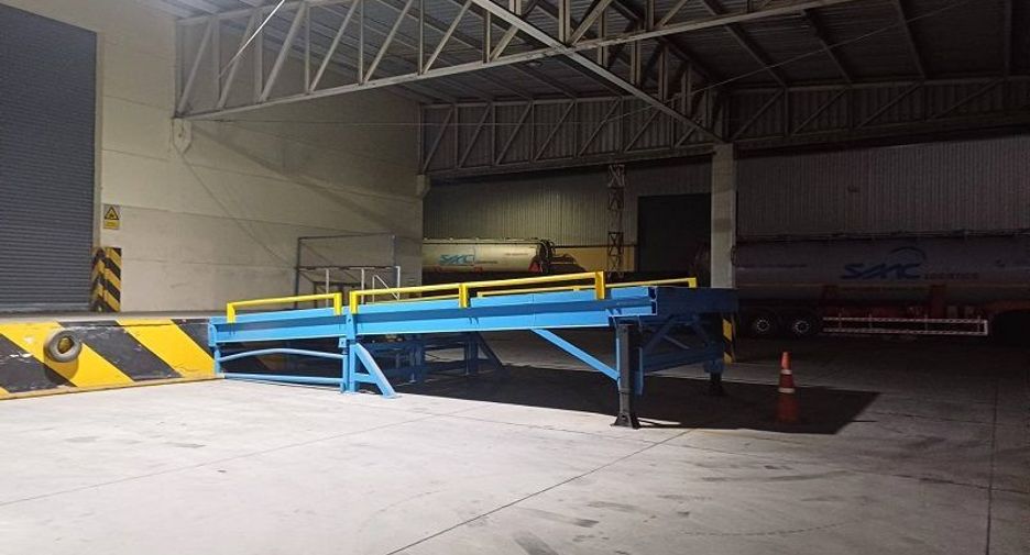 For rent 1 bed warehouse in Mueang Rayong, Rayong