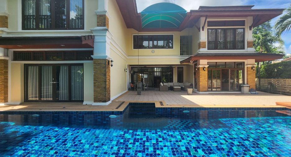 For rent 5 bedrooms villa in Mueang Phuket, Phuket