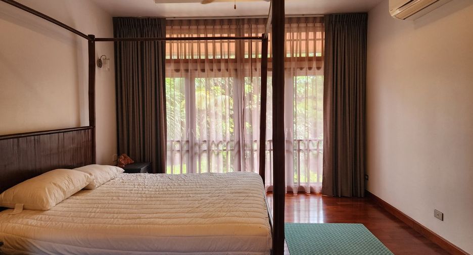 For rent 5 bedrooms villa in Mueang Phuket, Phuket