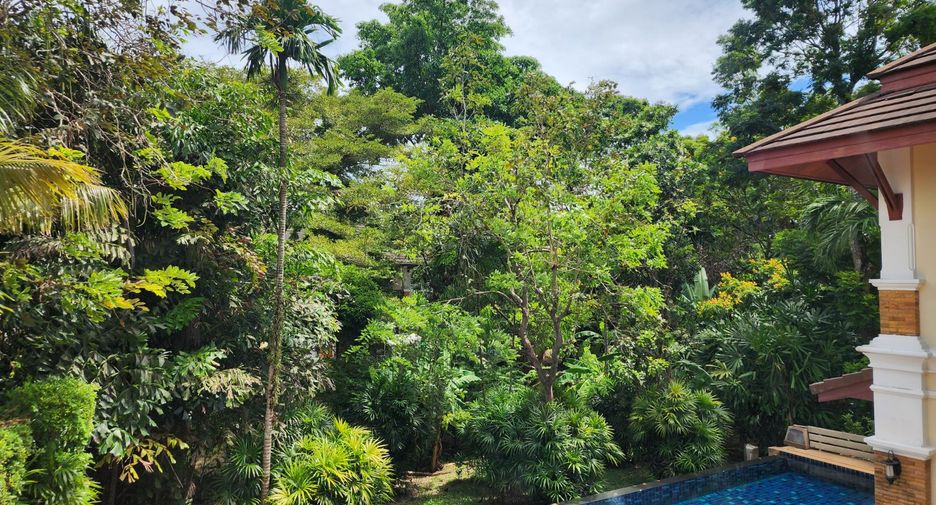 For rent 5 bedrooms villa in Mueang Phuket, Phuket