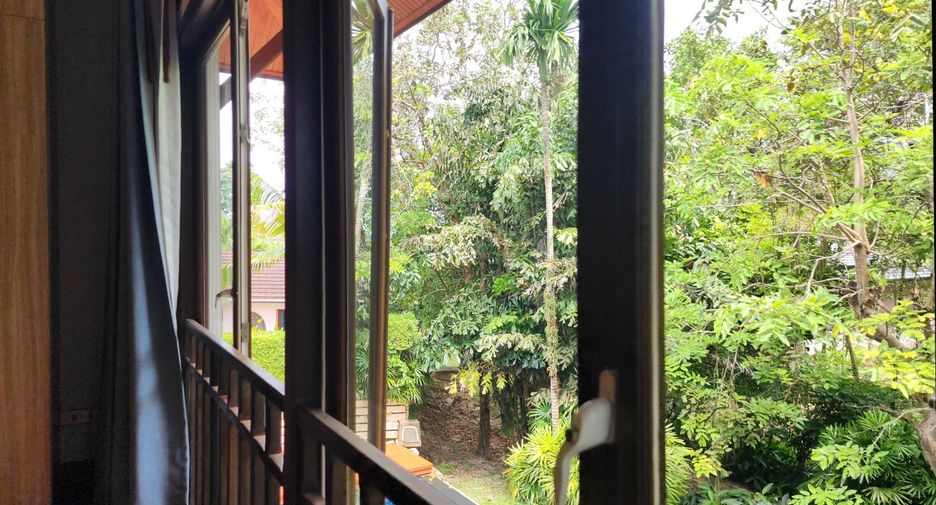For rent 5 bedrooms villa in Mueang Phuket, Phuket