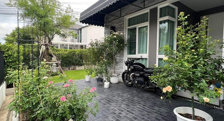 For sale 4 bedrooms house in Prawet, Bangkok