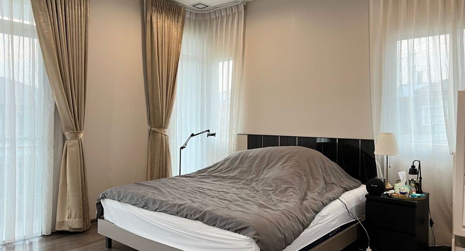 For sale 4 bedrooms house in Prawet, Bangkok