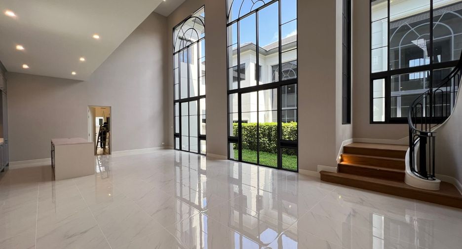Casa en venta de 5 habitaciones en Bang Kapi, Bangkok