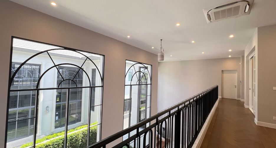 Casa en venta de 5 habitaciones en Bang Kapi, Bangkok