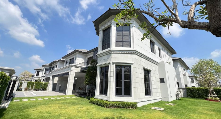 Casa en venta de 5 habitaciones en Bang Kapi, Bangkok