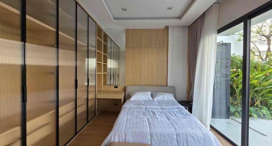 For rent 5 bedrooms villa in Central Pattaya, Pattaya