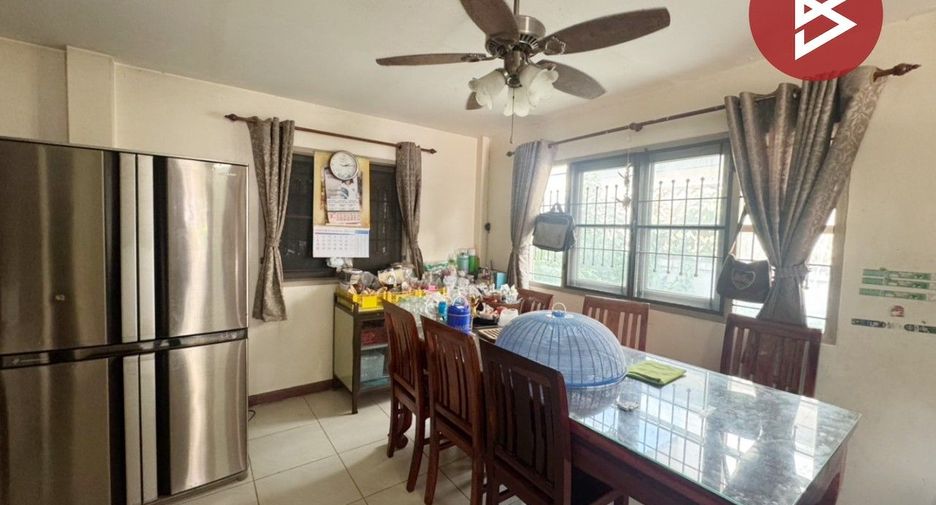 Haus zum Kauf mit 3 Zimmer in Bang Khen, Bangkok