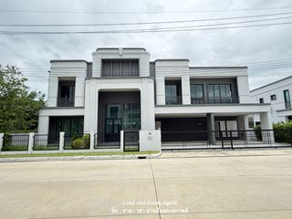 For sale 5 bedrooms house in Sai Mai, Bangkok