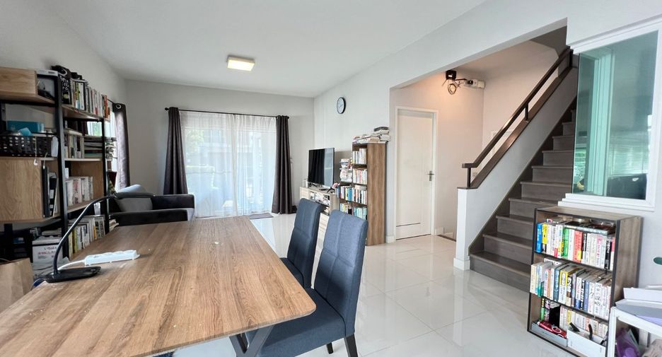 For sale 3 bedrooms house in Prawet, Bangkok