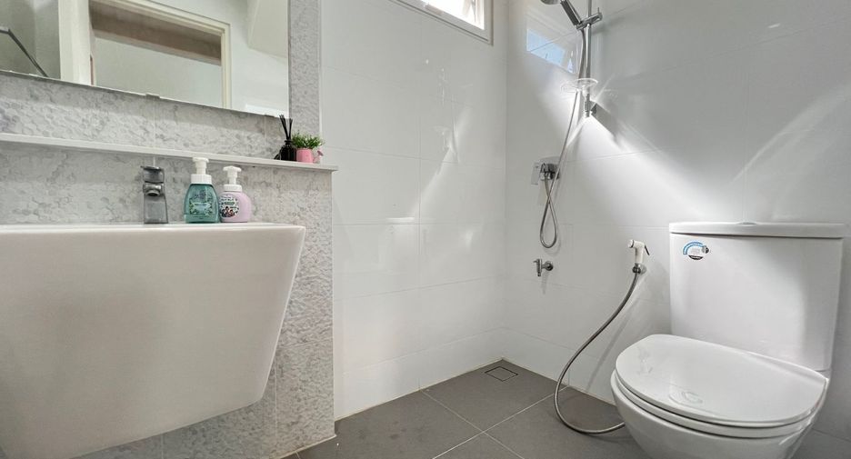 For sale 3 bedrooms house in Prawet, Bangkok