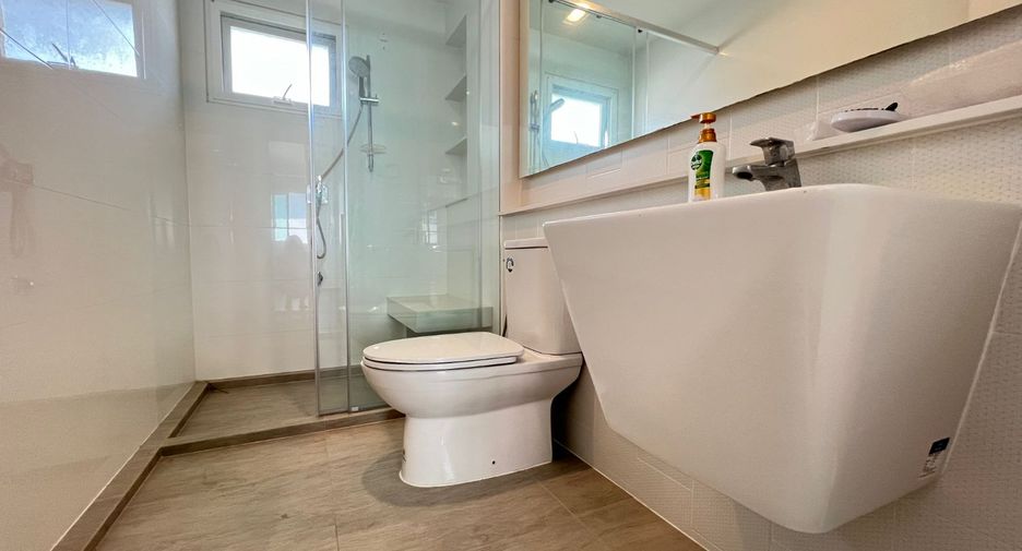 For sale 3 bedrooms house in Prawet, Bangkok