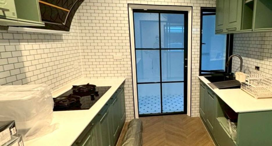 For sale 4 bedrooms house in Khlong Sam Wa, Bangkok