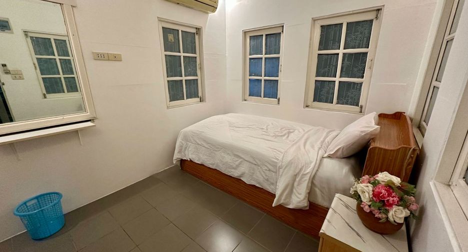 Haus zur Miete mit 3 Zimmer in Mueang Amnat Charoen, Amnat Charoen