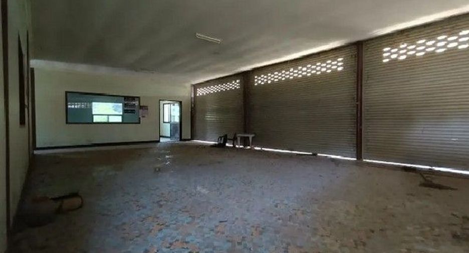 À vendre 1 chambre bureau à Khok Samrong, Lopburi