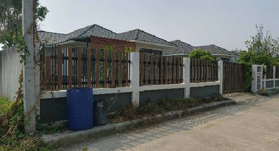 For sale 1 Beds house in Khok Samrong, Lopburi